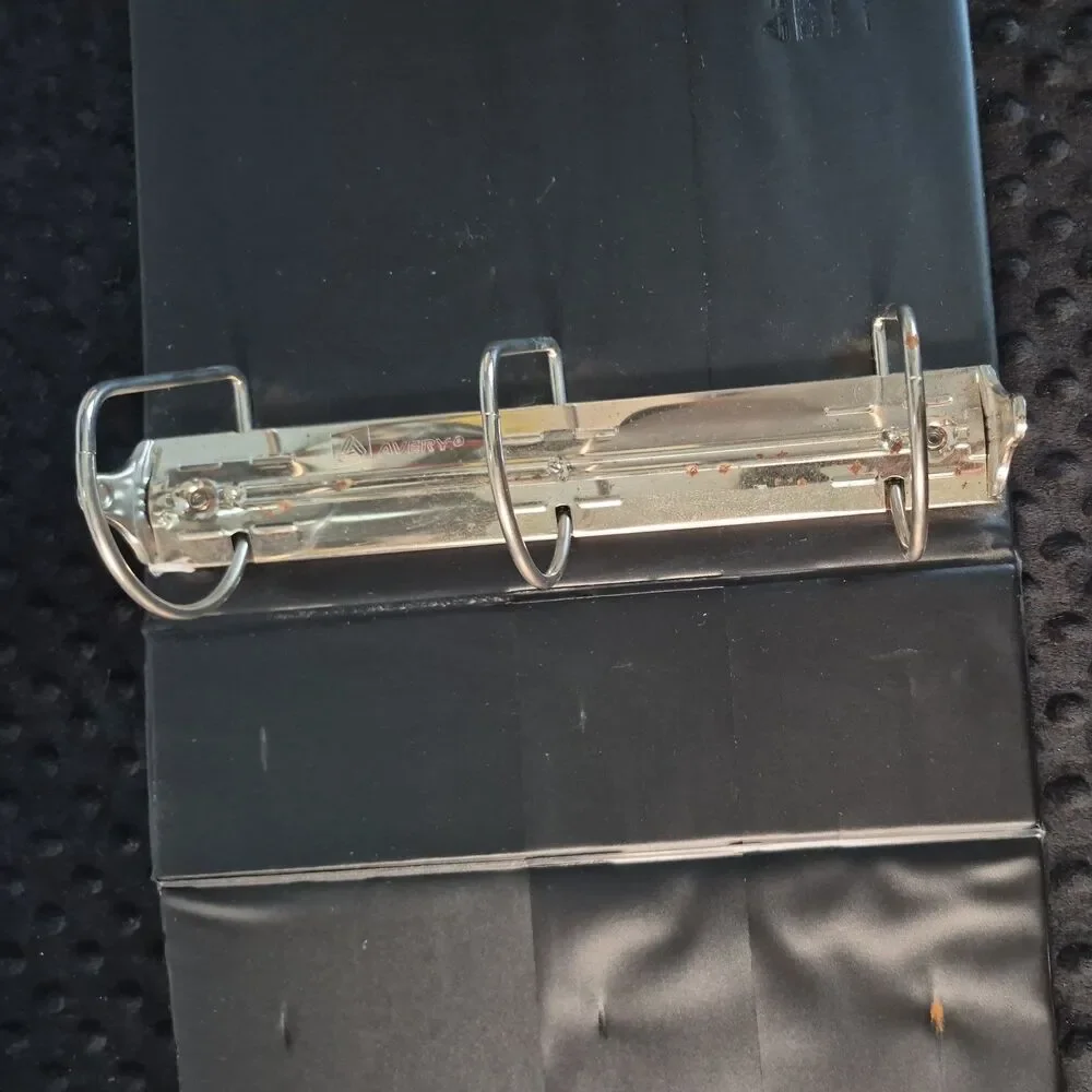 Avery Dennison 3 ring binder Rings 4